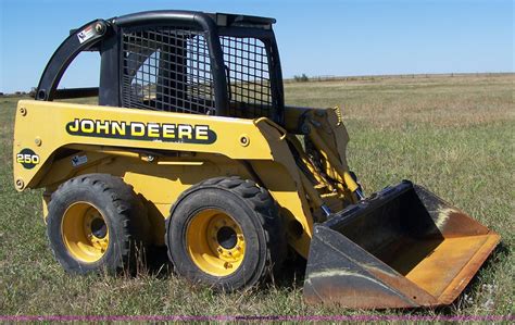 john deere 250 skid steer weight